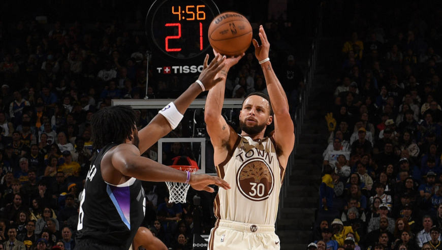 技术日天！库里战爵士31分集锦 单节爆砍14分变向晃到对手掉鞋