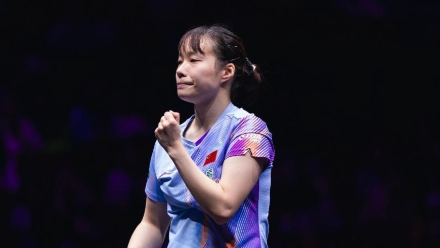 单局1-11完败！石洵瑶2-4张本美和，女单四强出炉中日分庭抗礼！