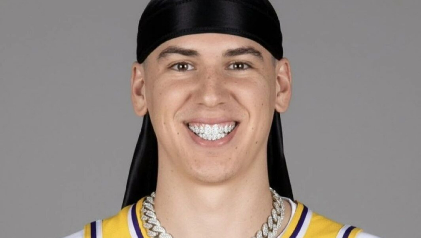 重磅签约！27+25+13！湖人正式收获新巨头