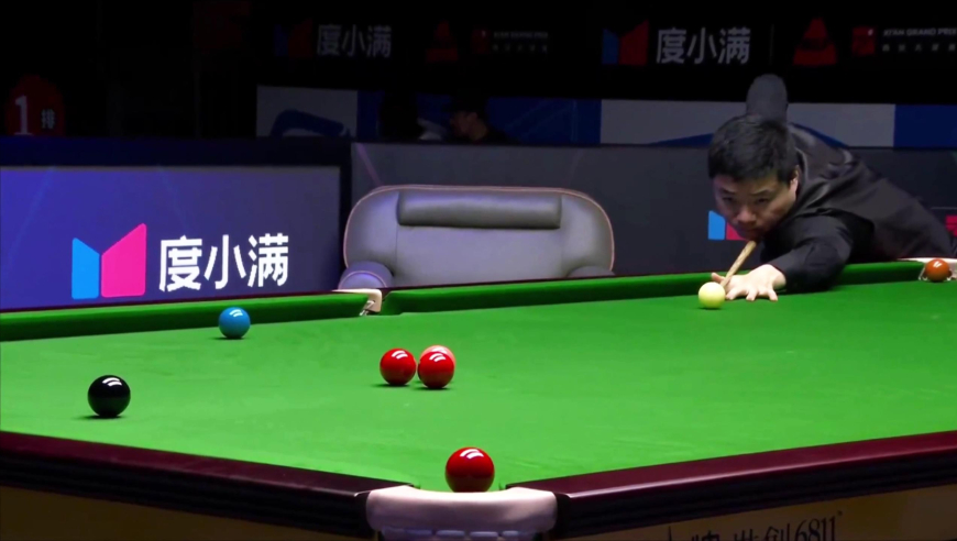 绝境翻盘！丁俊晖上演逆转好戏，复杂局面展现大师级围球
