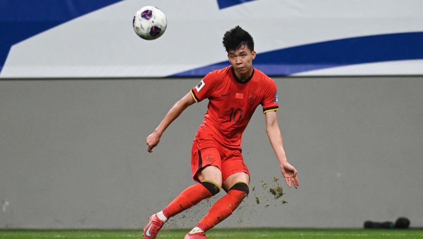 U23国足精彩凌空爆射破门，半场三次高光：王钰栋两度精准策动