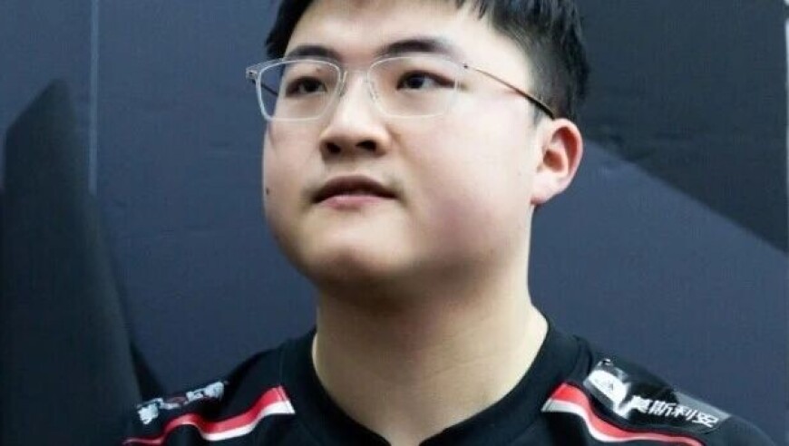 到底是真是假？网曝Uzi加入IG全神班！Uzi夫妻双双出面否认复出：纯瘾大啊兄弟们！