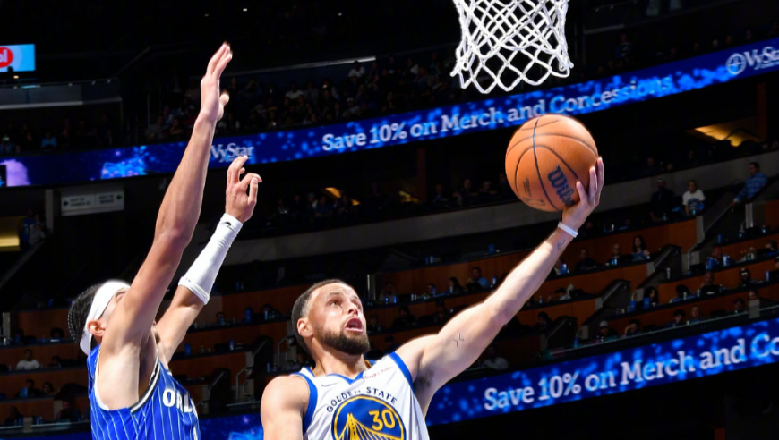 里程碑之夜，库里火力倾泻34+9，无奈勇士折戟魔术主场！