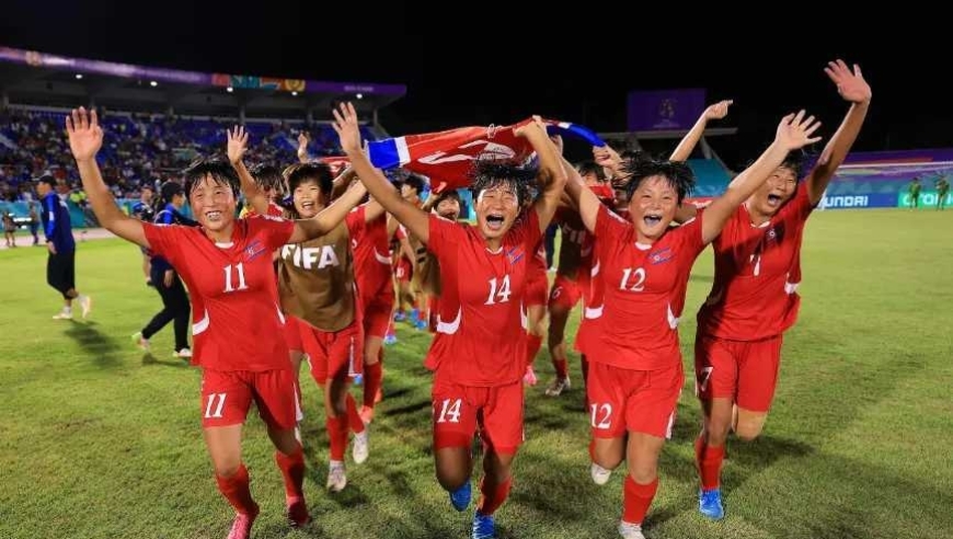 3-0夺冠！朝鲜队杀疯了，U17世界杯刷新4大纪录！哭成一片，无敌了