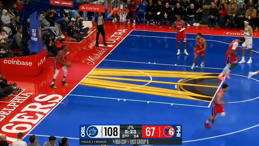 夸张到离谱！魔术第三节再轰出17-0超强攻击波领先76人到40分