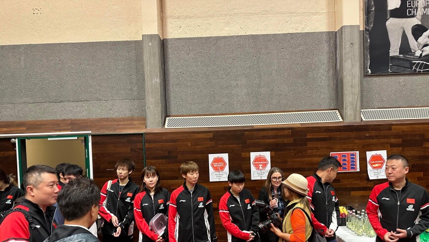 国乒回京仅休两天！樊振东缺席乒超第三阶段，孙颖莎王曼昱或交手