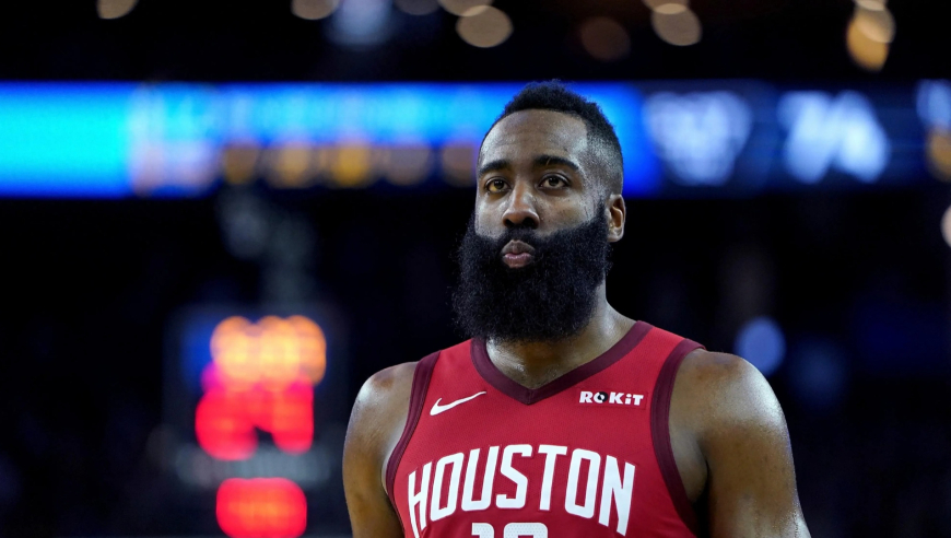 这也能进？盘点NBA那些糟糕投篮选择 却帮助球队赢下比赛的瞬间