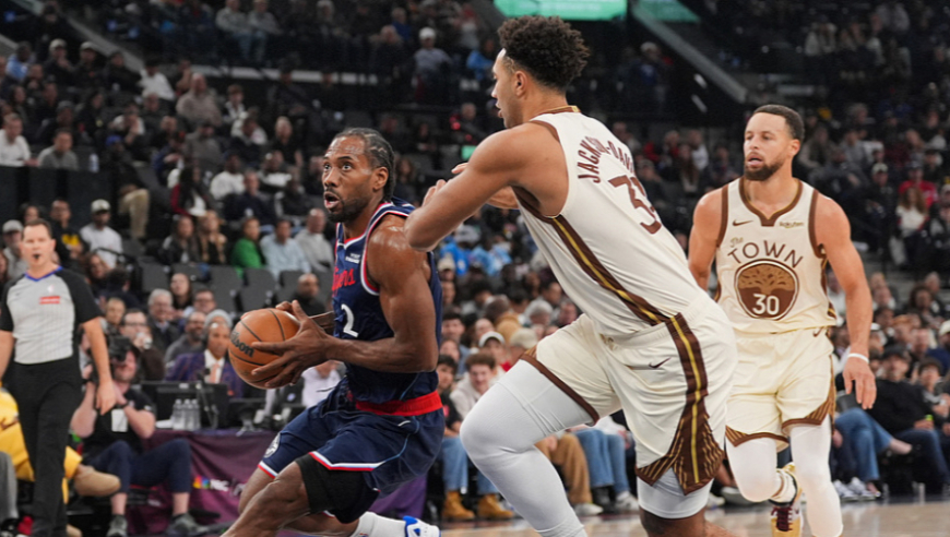 西部强敌赢了个遍！快船掀翻勇士冲击附加赛，扬帆起航不再是口号