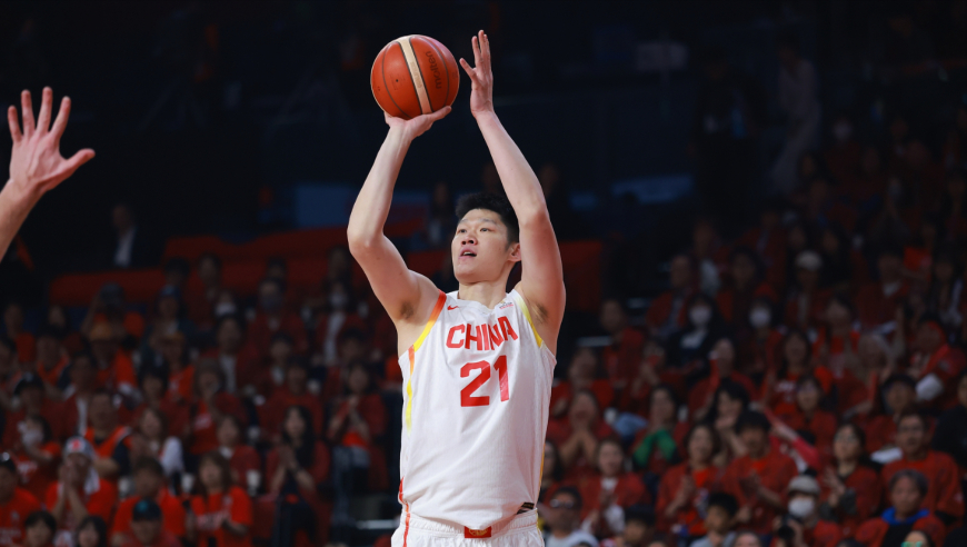 中流砥柱！胡金秋vs日本队集锦：10中9无敌之姿砍20+12