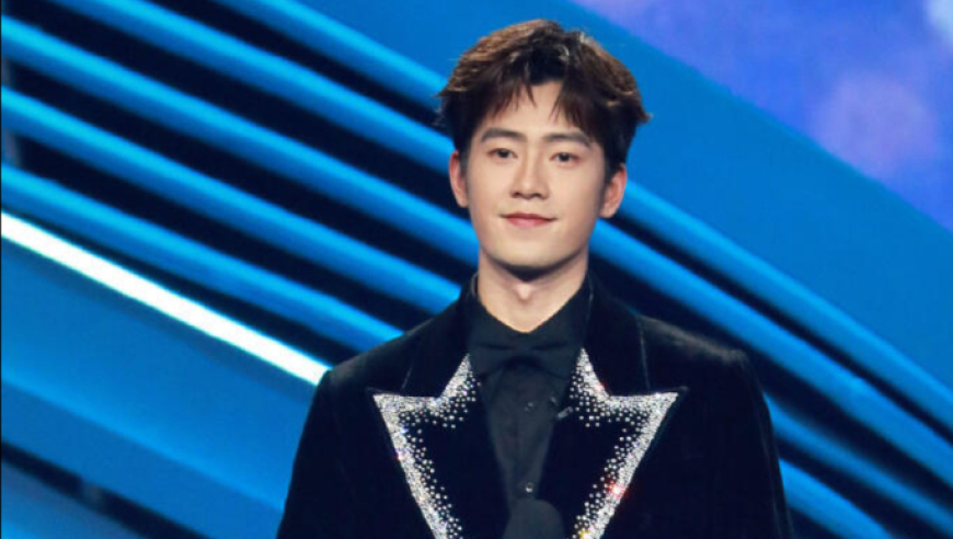 体坛颜值担当！国羽世界冠军现身央视跨界当主持，英俊潇洒太帅气