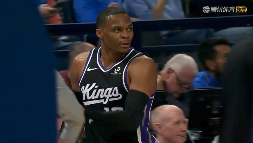 神龟进化！威少首发开局三分3中3 被放空惩罚对手打停雷霆