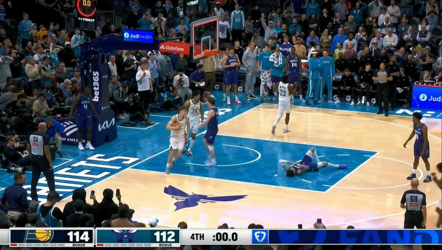 步行者黄蜂生死时刻神剧情：黄蜂被准绝杀后离谱失误+反绝杀三不沾