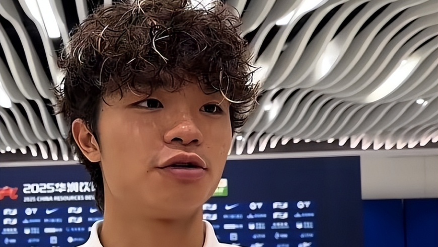 伊万不敢用，邵佳一却一上任就大胆启用他，中超拦截王，早该进国足了