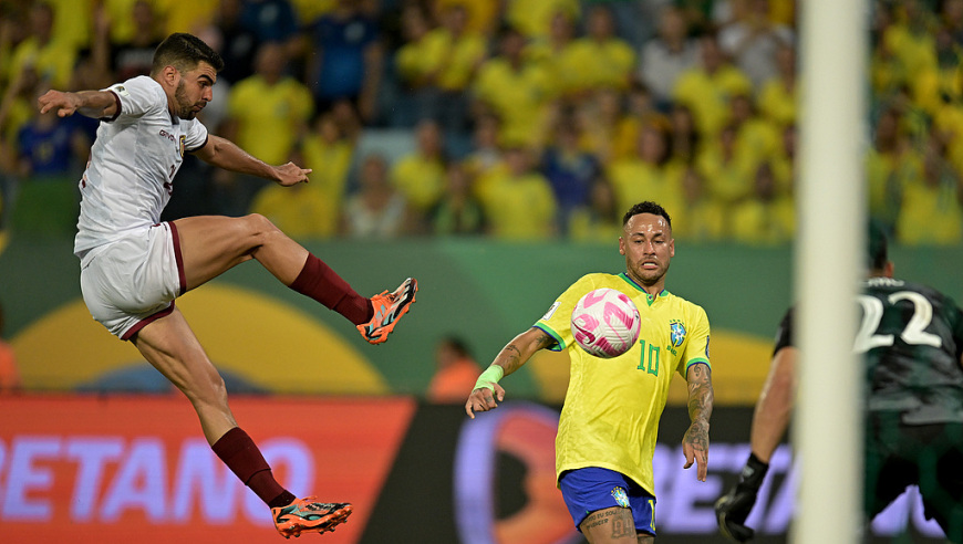 内马尔就想踢世界杯！34岁刚手术怎么了？他拼了！