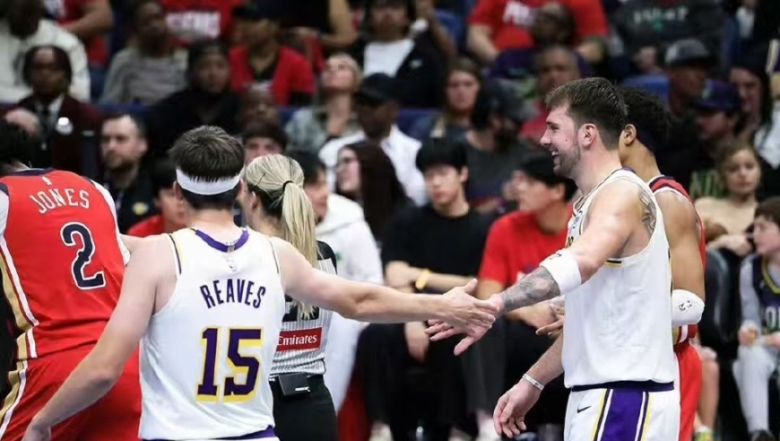 11中10砍20+16，加盟湖人被激活！艾顿重获新生，奥尼尔后队史首人