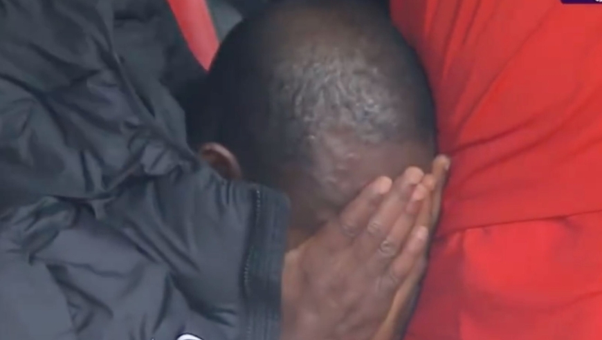 0-2时被换下！河南外援暴怒+与教练发生冲突 替补席崩溃捂脸痛哭