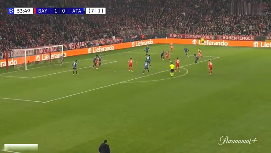 踢疯了！慢镜还原拜仁4-1狂胜亚特兰大全过程，全场球迷沸腾！