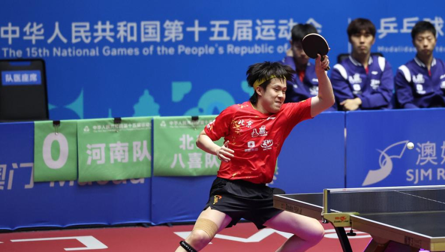 精彩球不断！王楚钦疯狂调动一波制胜 许昕满场飞奔引解说连连赞叹