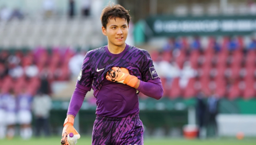 令亚洲足坛震惊！韩媒：中国U23祭出沼泽足球，门将李昊开挂，十后卫固若金汤！