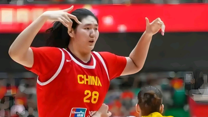 张子宇一辈子都别去WNBA！杨毅：她没法跟小黑妞一起跑
