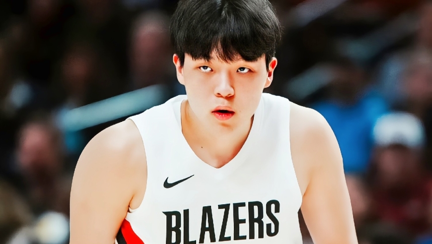 开拓者98-93险胜国王，里斯登场，杨瀚森被弃用，沦为饮水机管理员！