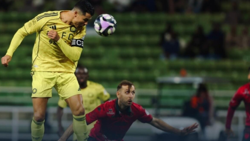 沙特联-距榜首3分！利雅得胜利3-0十人拉斯永恒，C罗破门，菲利克斯助攻双响