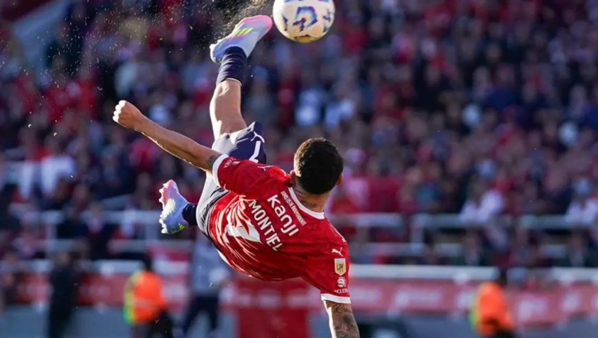 回顾历届普斯卡什获奖者：蒙铁尔神仙倒钩新加冕 C罗首届即获奖