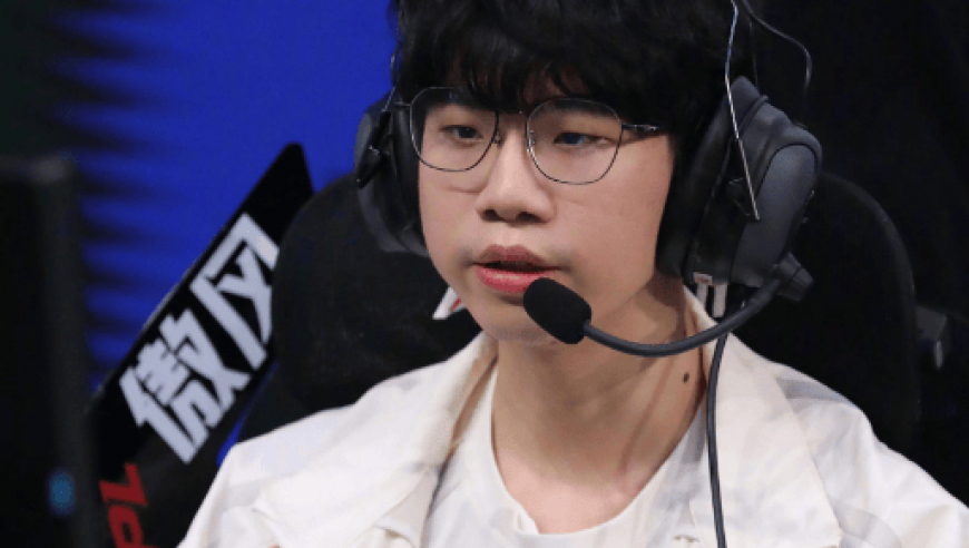 IG官方发布对阵WBG赛前返图：首战加油，冲！