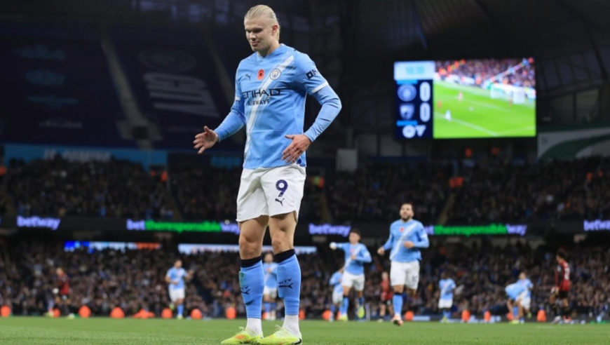 顶级射手的威力！哈兰德2次单刀球从容不迫：奔袭劲射轻松梅开二度