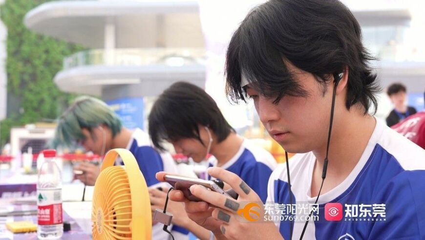 “电竞+美食”跨界融合 万江开启湾区夏日狂欢新体验
