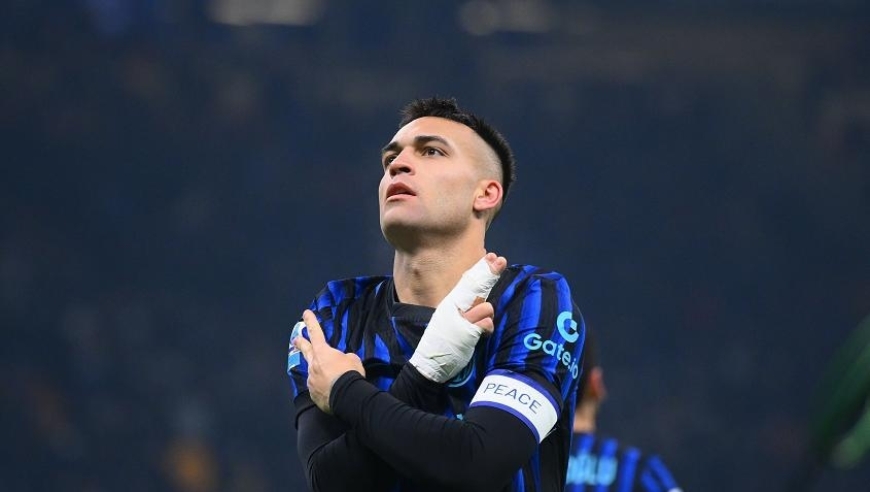 劳塔罗三连斩意甲历史第4人，为球迷炸伤对手道歉，国米2-0升班马