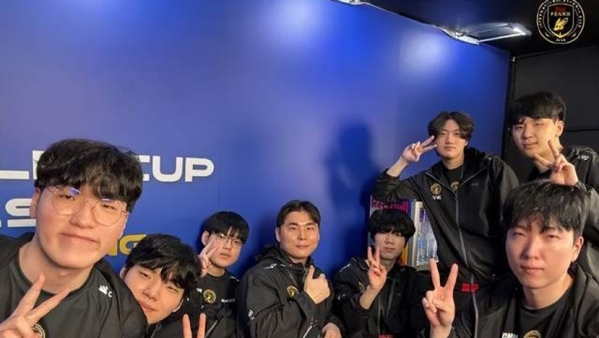 LCK年度最大黑马诞生！亲手淘汰两支世界冠军战队，创造队史纪录