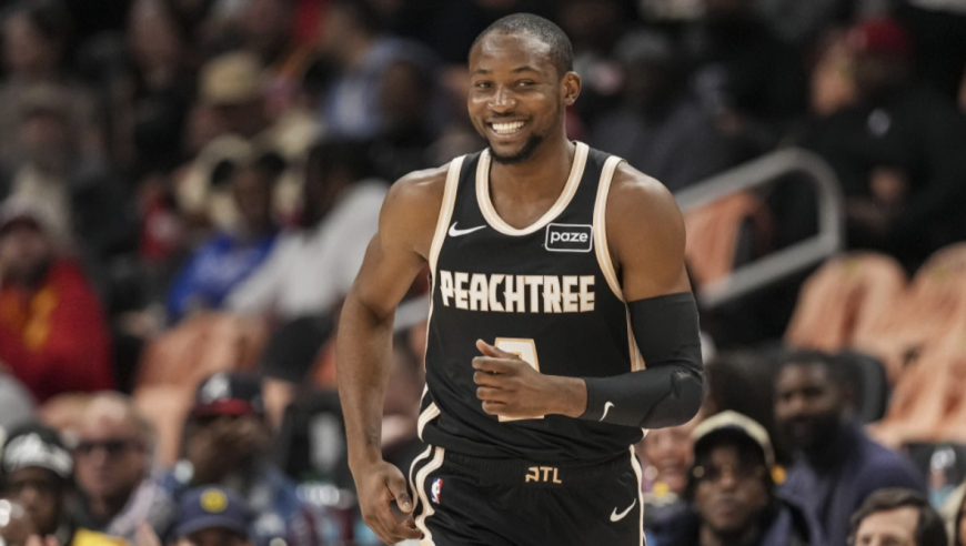 库明加人挪活两战轰44+16+7 主帅公开称赞他无私丨篮不住嘴