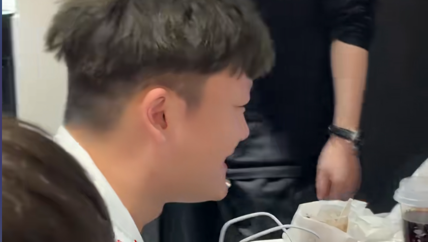 风少离开旭旭宝宝团队？停播真相终于揭晓，看风少如何稳定军心