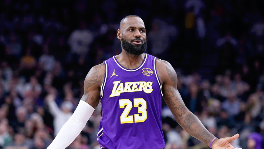 东契奇三双+詹姆斯28+7+10，湖人143-135胜爵士，4倍快乐藏不住了