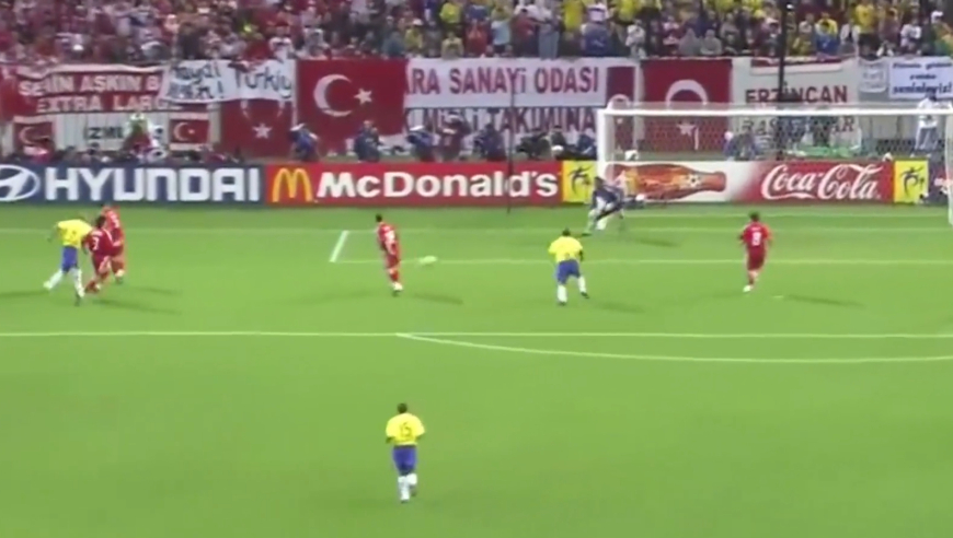 体坛记忆｜罗纳尔多十大单骑闯关，人类无法阻挡！