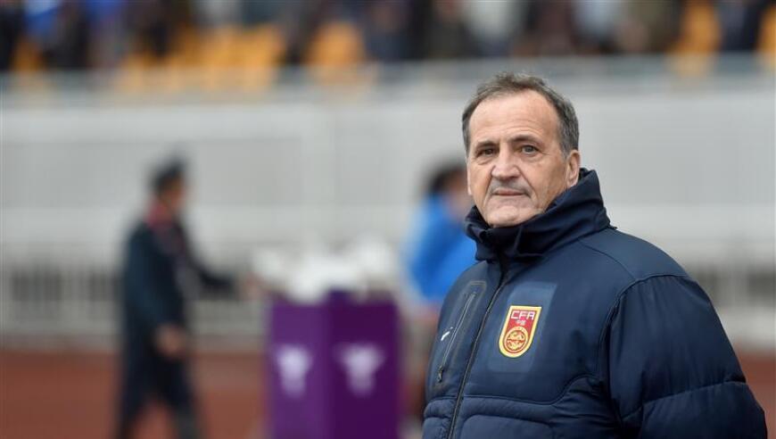 观点：24年换16位教练、越换战绩越差，中国女足别把换帅当做&ldquo;万灵丹&rdquo;