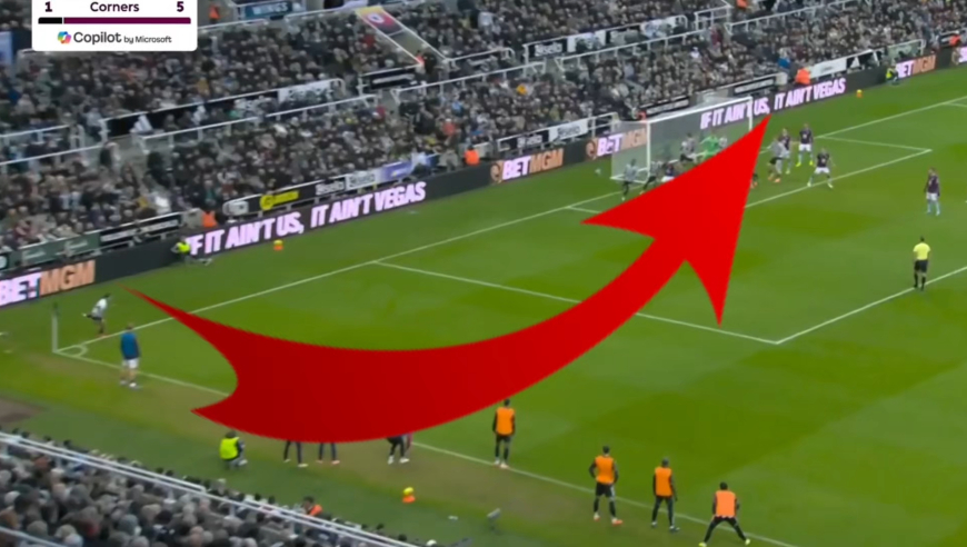 该怎么吹？英超悍将角球直接破门震撼全场，但门将有被干扰裁判无表示