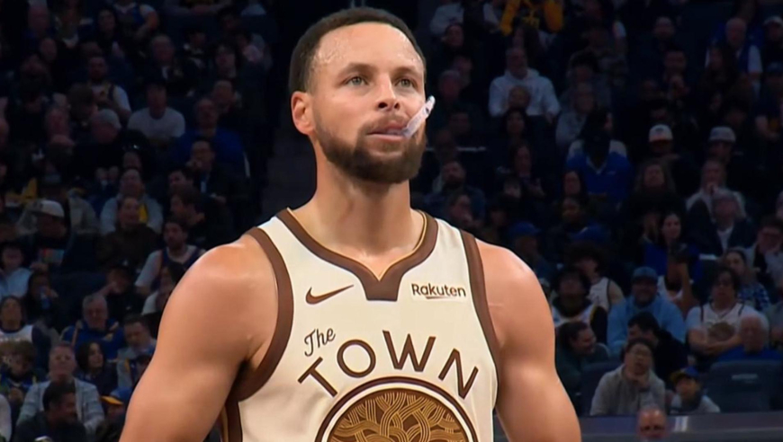 库里vs爵士31分集锦：24投12中+“库三疯”第三节单节轰下15分