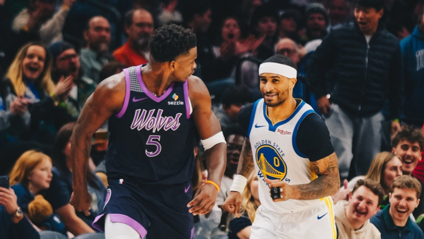 延期比赛惨败勇士 赛场嘘声四起 25次失误胜利从何说起？|狼群日记