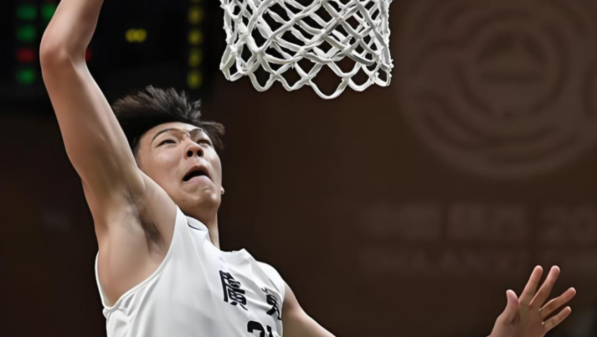 广东队锋线悍将完成手术！康复时间预计8-9个月 提前赛季报销