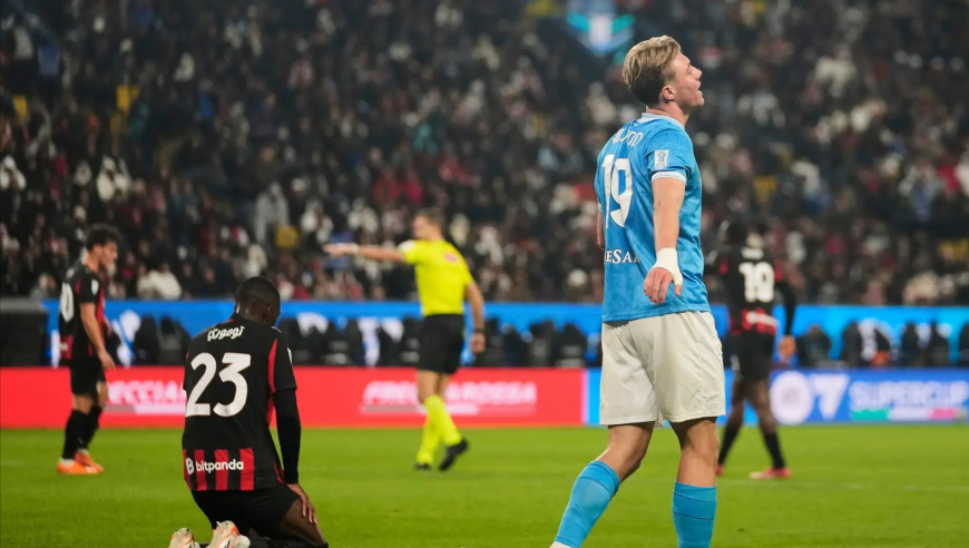 意大利杯：那不勒斯2-0米兰晋级决赛 内雷斯、霍伊伦破门