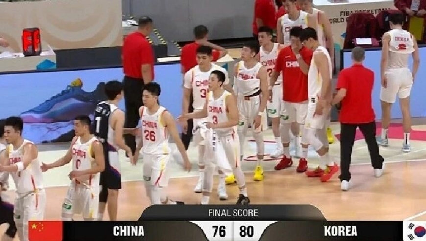 80-76！中国男篮开门黑！谢谢你，张镇麟！