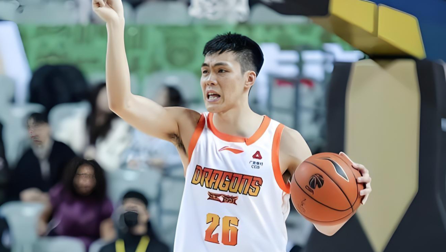 CBA第15轮官方十佳球：胡明轩追身大帽 庞峥麟蝴蝶穿花后妙传