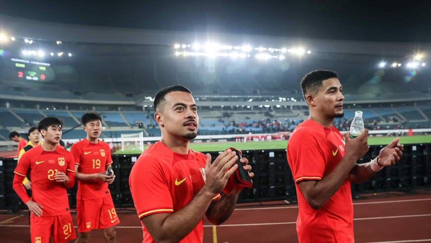 曝国足1月初集训招30人！邵佳一放弃老将，留用3大归化+李可或回归