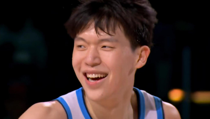 渐入佳境！杨瀚森全明星赛10分集锦：登场就进三分又2+1火力全开