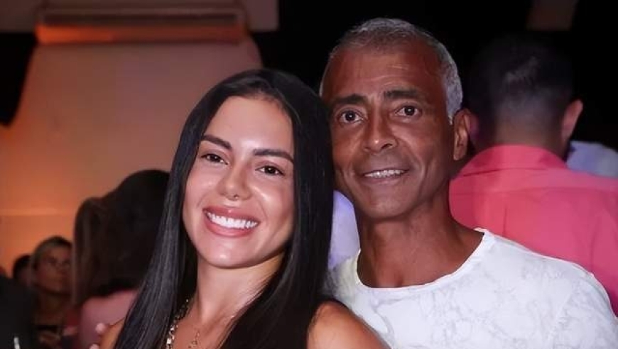 相恋1年 59岁罗马里奥与22岁女友分手：相互取关 又有新欢