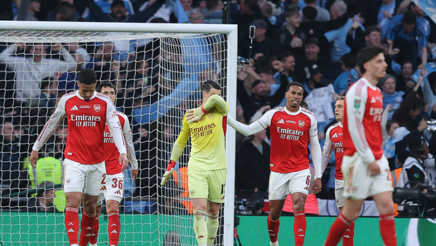 阿森纳丢冠罪人？31岁替补门将0扑救+两度致命失误！3次决赛均演砸