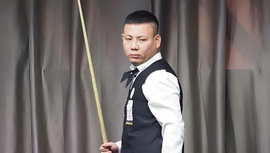 徒弟打服师父！郑宇伯三连鞭清台石鑫，石家班掌门人直接看呆｜体坛记忆