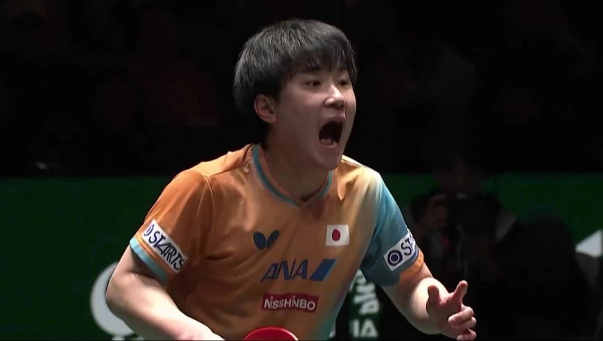 破除心魔！林诗栋远台反手爆甩打懵张本，成功为国乒混团决赛锁定胜局